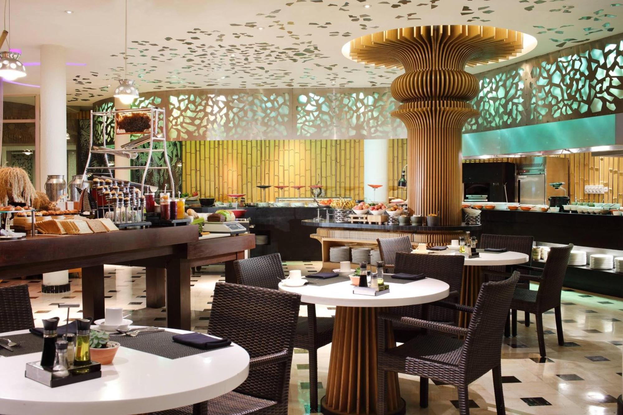 सहारा Le Meridien Bali